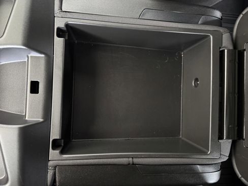 Used 2025 Chevrolet Silverado 1500 Custom image 23