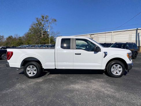 Used 2022 Ford F150 XLT image 4