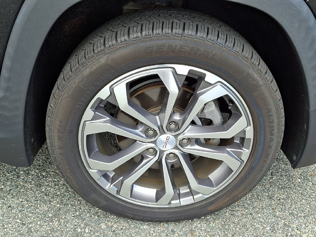 Certified 2019 GMC Terrain SLT w/ Preferred Package AWD/4WD image 8