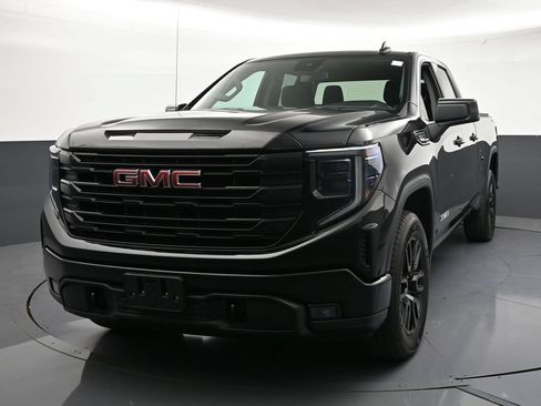 Used 2023 GMC Sierra 1500 Elevation AWD/4WD image 8