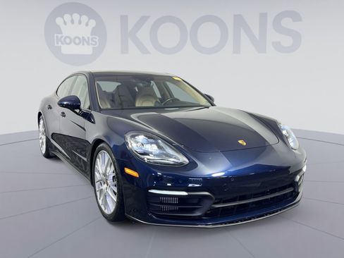 Used 2022 Porsche Panamera 4 image 10
