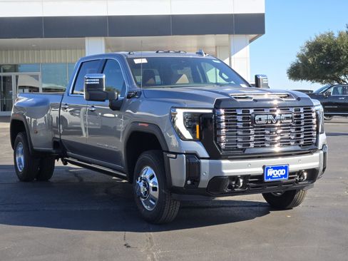New 2026 GMC Sierra 3500 Denali Ultimate image 2