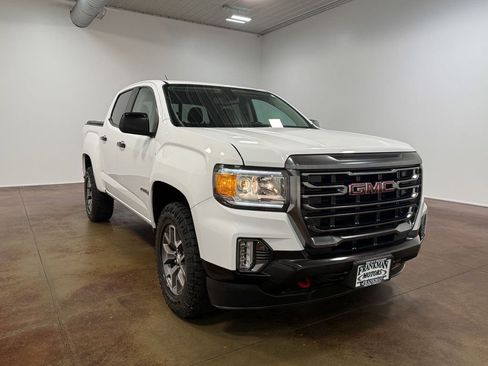 Used 2021 GMC Canyon AT4 image 32