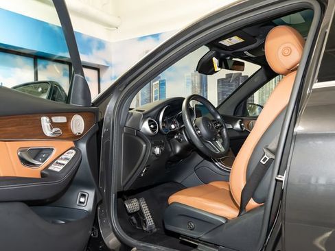 Certified 2021 Mercedes-Benz GLC 300 4MATIC image 13