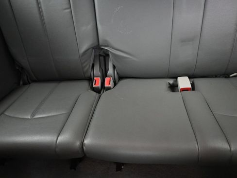 Used 2016 Chevrolet Traverse LT w/ Traveler's Package FWD image 17