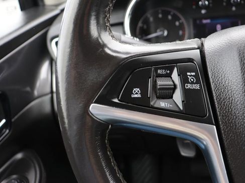 Used 2020 Buick Encore Preferred FWD image 18