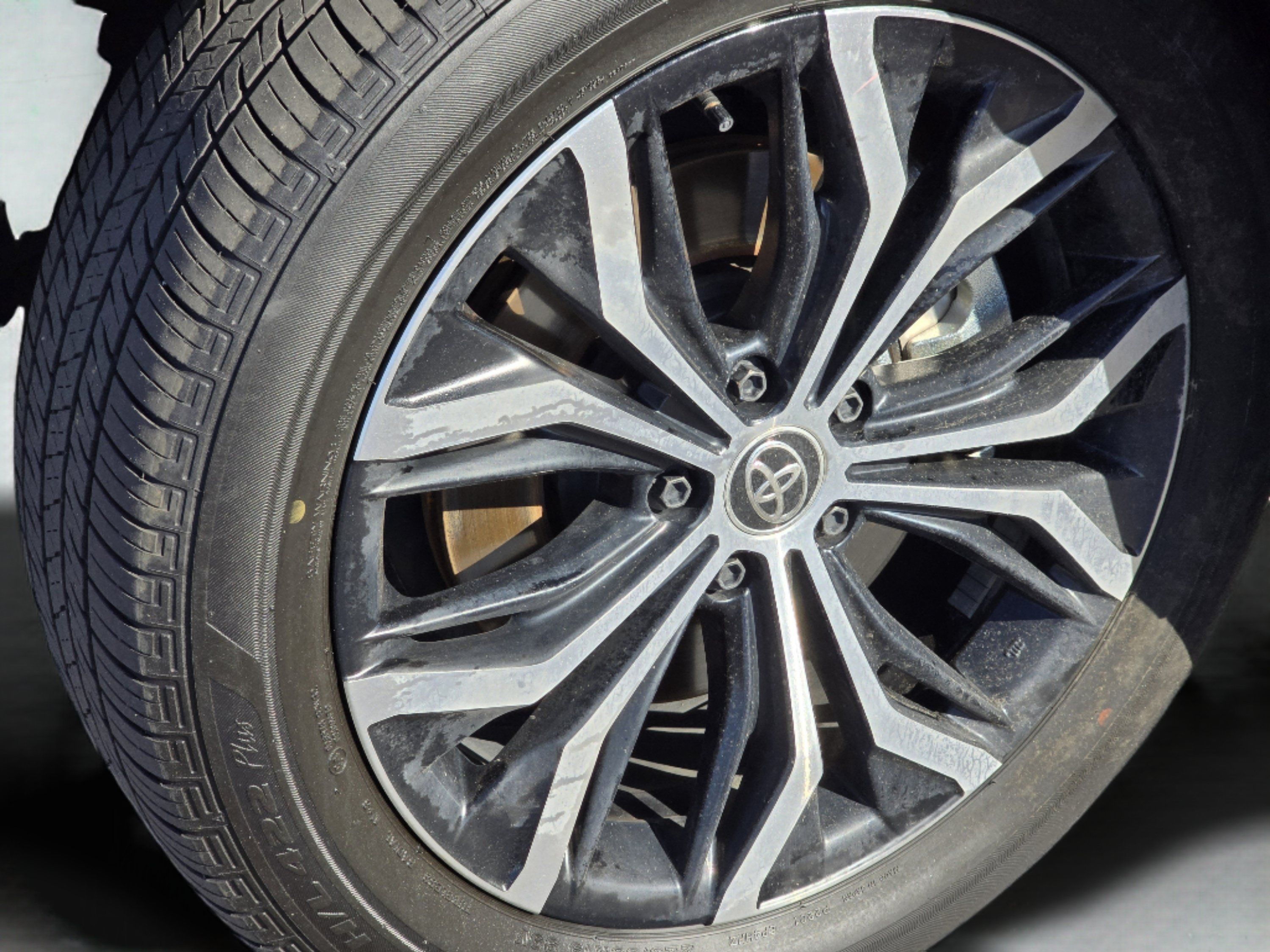 Certified 2026 Toyota Crown AWD/4WD image 24