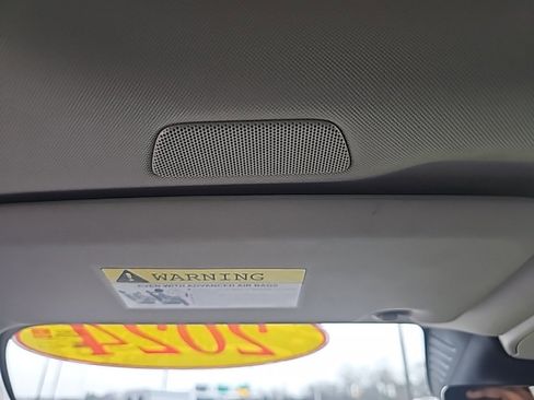 Used 2024 Volvo S60 B5 Core image 29