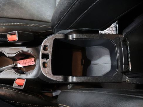 Used 2018 Jeep Compass Latitude w/ Cold Weather Group image 30