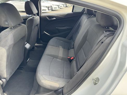 Used 2019 Chevrolet Cruze LS image 22