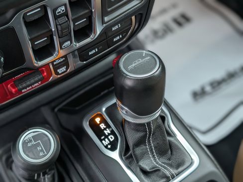 Used 2020 Jeep Gladiator Rubicon image 28