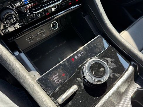 New 2025 Jeep Grand Cherokee L Limited w/ Luxury Tech Group II image 20