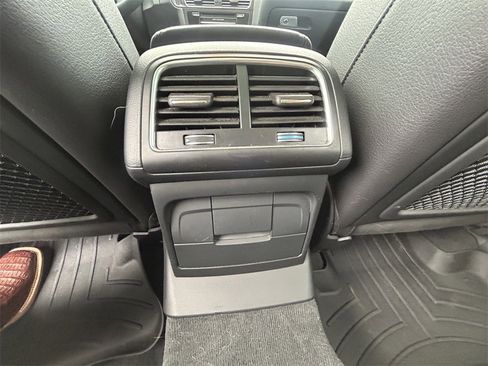 Used 2017 Audi Q5 2.0T Premium Plus w/ Technology Package image 16