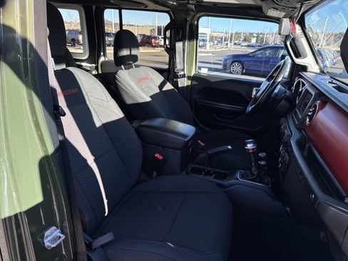 Used 2020 Jeep Wrangler Unlimited Rubicon w/ Steel Bumper Group image 18