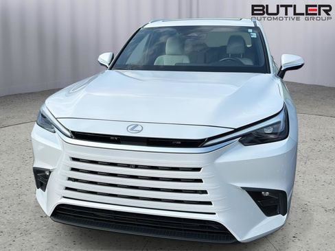 Used 2025 Lexus TX 350 AWD image 3