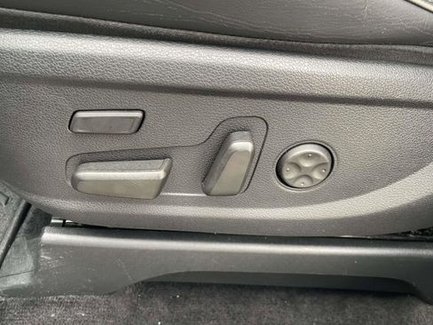 Used 2020 Hyundai Palisade Limited image 17