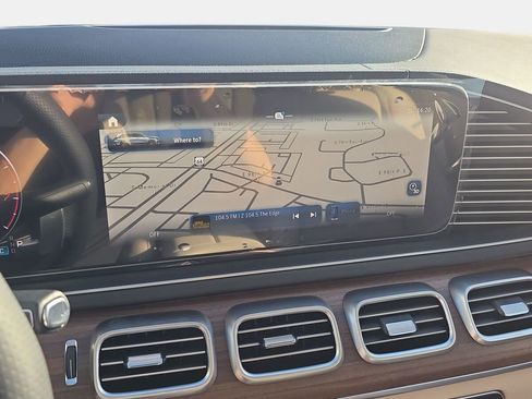 New 2026 Mercedes-Benz GLS 450 4MATIC image 22