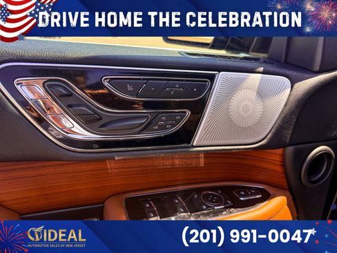 Used 2019 Lincoln Navigator L Reserve w/ Cargo Package AWD/4WD image 13