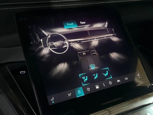 New 2025 Cadillac Escalade Premium Luxury w/ Touring Package image 32