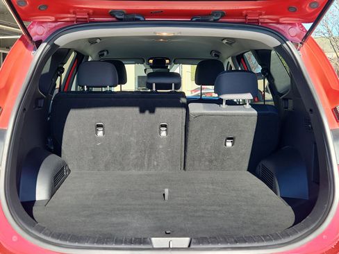 Used 2021 Hyundai Santa Fe SEL image 13