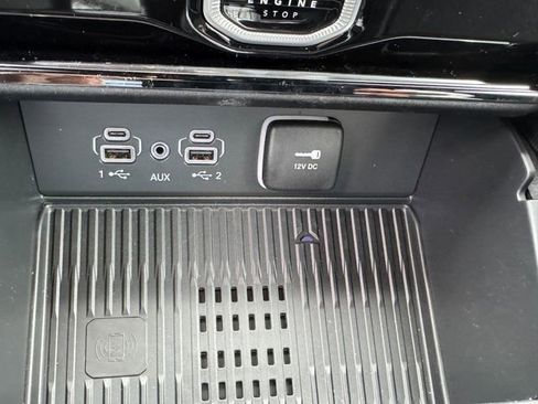 New 2026 Jeep Grand Cherokee Altitude AWD/4WD image 39