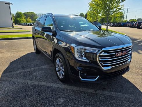 Used 2024 GMC Terrain SLT AWD/4WD image 5