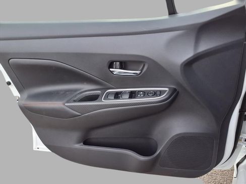 New 2025 Nissan Versa SR w/ Trunk Package FWD image 14