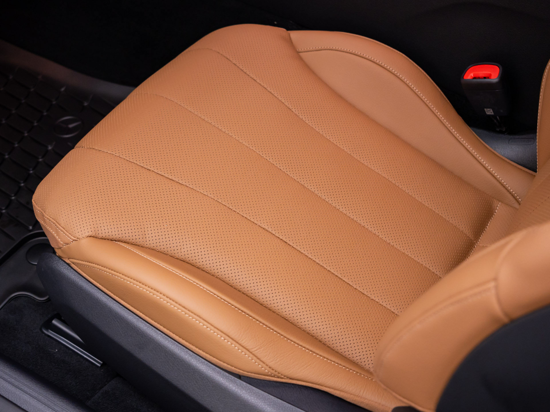 New 2027 Mercedes-Benz CLE 450 4MATIC Cabriolet image 15