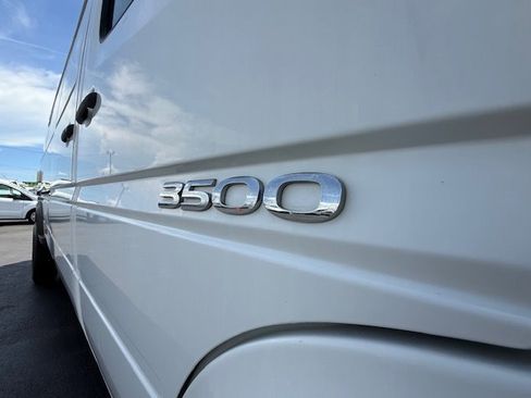 Used 2005 Dodge Sprinter 3500 w/ PWR Convenience Group image 23