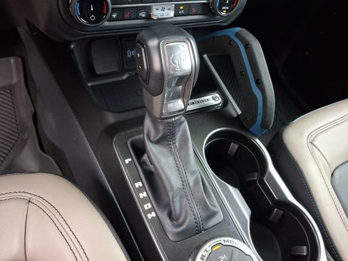 Used 2022 Ford Bronco Wildtrak AWD/4WD image 15