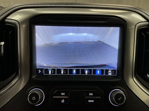 Used 2022 Chevrolet Silverado 2500 LTZ w/ Z71 Chrome Sport Edition AWD/4WD image 17