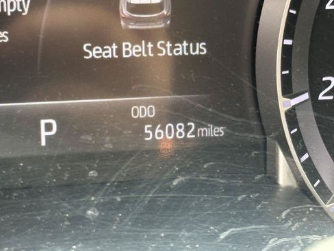 Used 2022 Toyota Highlander XLE FWD image 13