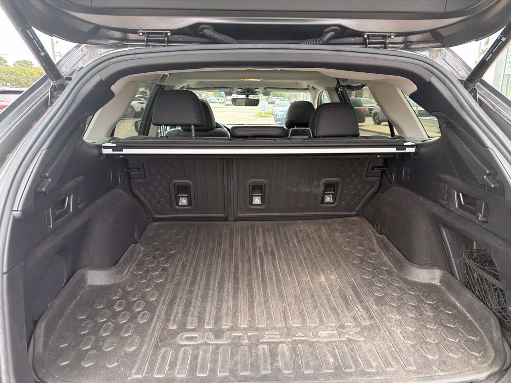 Used 2021 Subaru Outback Limited AWD/4WD image 12