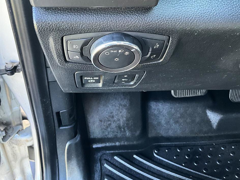 Used 2019 Ford F150 XLT w/ Equipment Group 302A Luxury AWD/4WD image 14