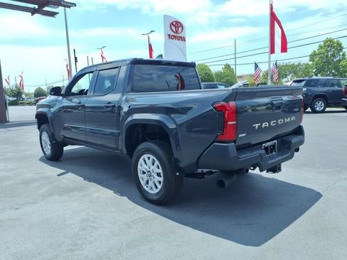 Used 2025 Toyota Tacoma SR RWD image 3