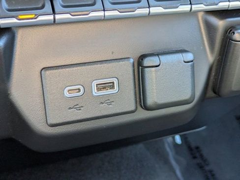 Used 2021 Chevrolet Silverado 1500 Custom w/ Rally Edition image 18