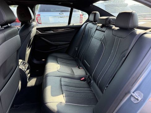 Used 2018 BMW 530e RWD image 10