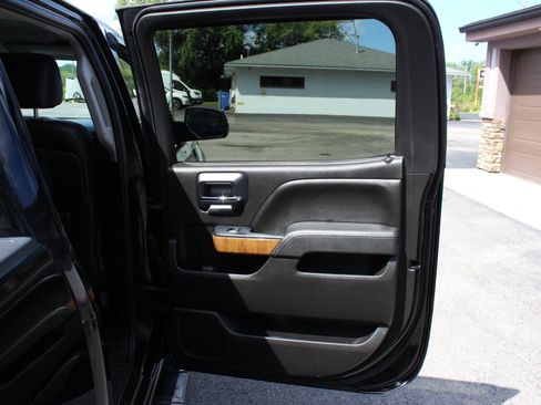 Used 2014 GMC Sierra 1500 SLT w/ Suspension Package, Off-Road AWD/4WD image 36