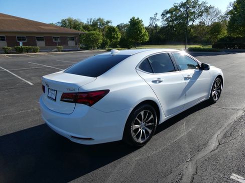 Used 2017 Acura TLX FWD image 5