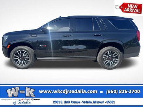 Used 2024 GMC Yukon AT4 AWD/4WD image 8