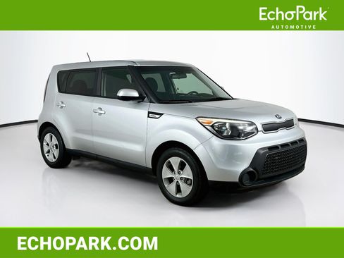 Used 2016 Kia Soul FWD image 1