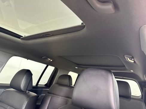 Certified 2024 Hyundai Santa Fe Limited image 12