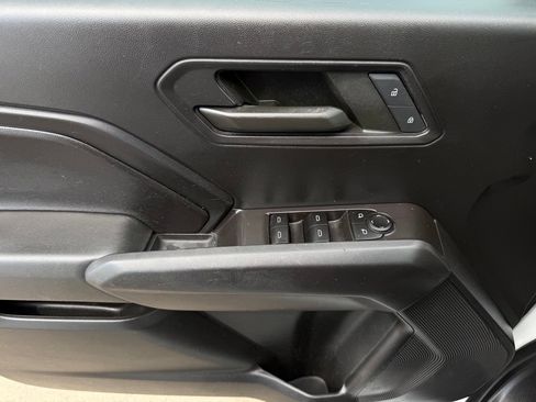Used 2023 Chevrolet Colorado W/T RWD image 18