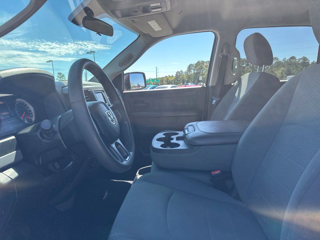 Used 2018 RAM 1500 Express w/ Express Value Package RWD image 12