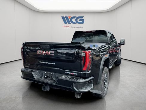 Used 2024 GMC Sierra 2500 AT4X AWD/4WD image 4