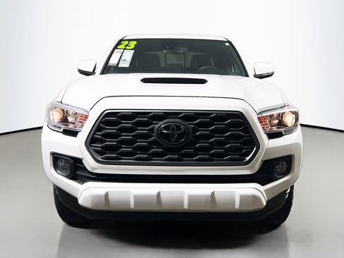 Used 2023 Toyota Tacoma TRD Sport image 11