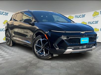 Used 2025 Chevrolet Equinox EV LT w/ Convenience Package