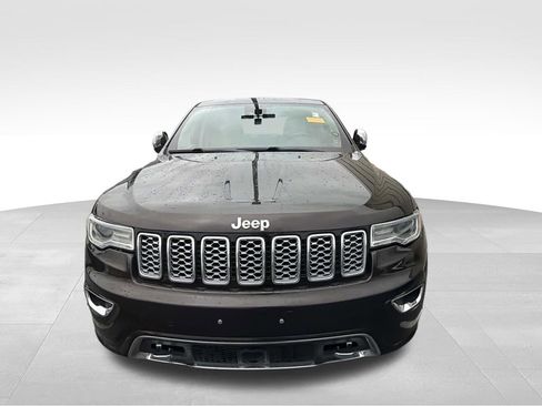 Used 2017 Jeep Grand Cherokee Overland w/ Jeep Active Safety Group image 5