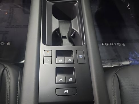 New 2025 Hyundai Ioniq 6 SEL image 28