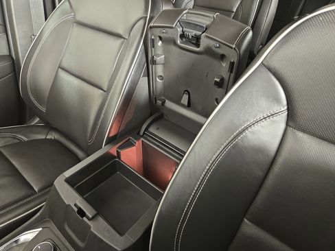 Certified 2021 Chevrolet Traverse High Country w/ LPO, Cargo Package image 29